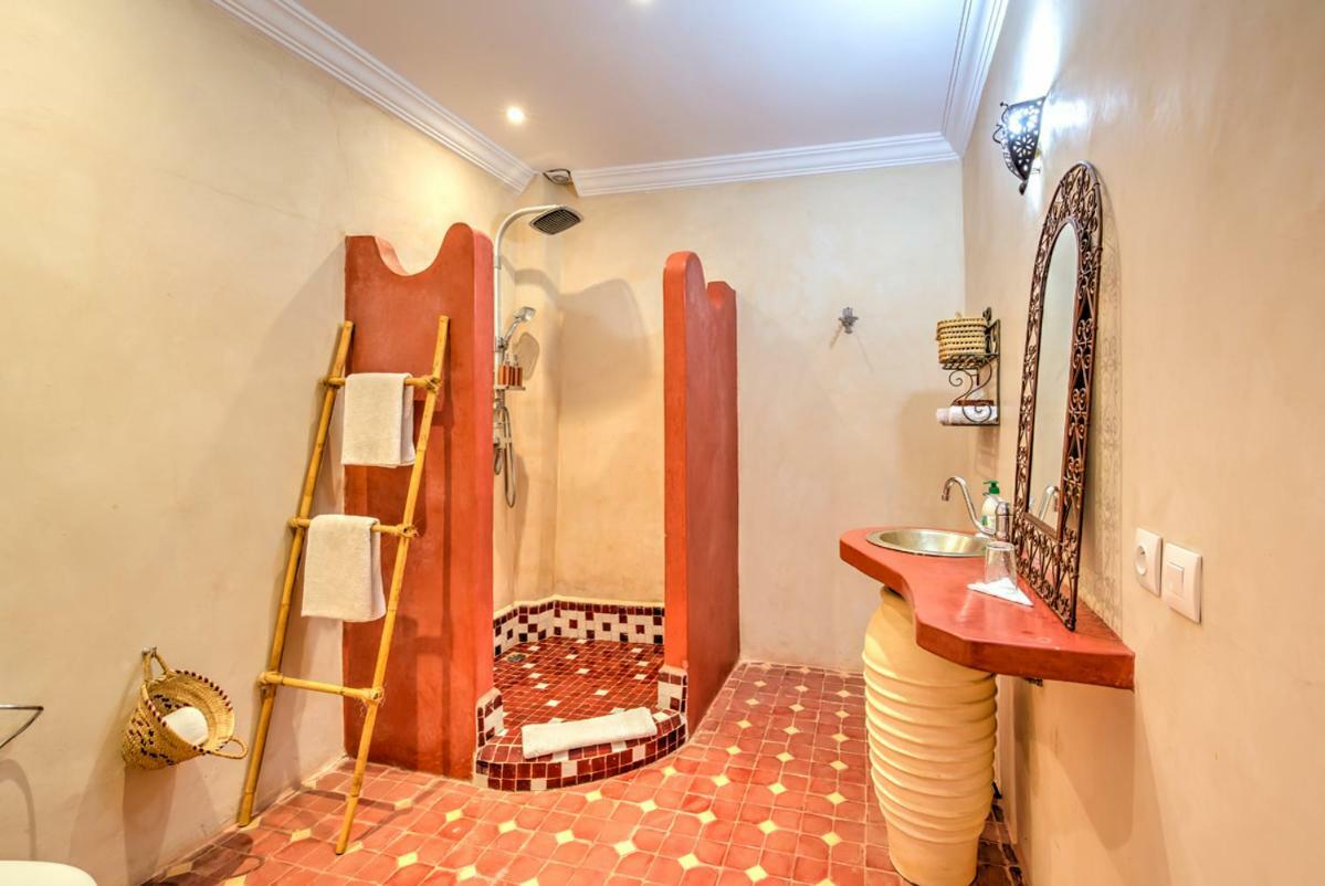 Riad Janoub